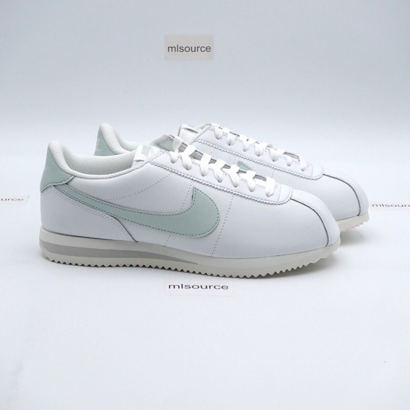 NEW Nike Cortez Sneakers DN1791-106 Summit White/Light Silver/Sail - Picture 2 of 11